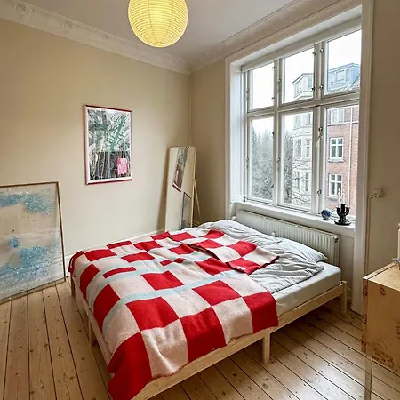 Design Flat With Stucco In Central Norrebro