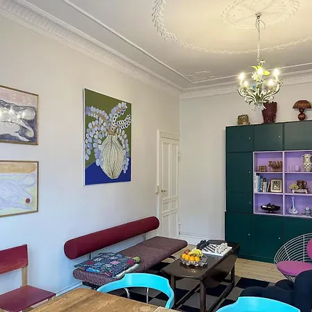 Design Flat With Stucco In Central Norrebro Appartement