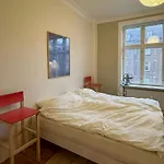 Design Flat With Stucco In Norrebro 아파트
