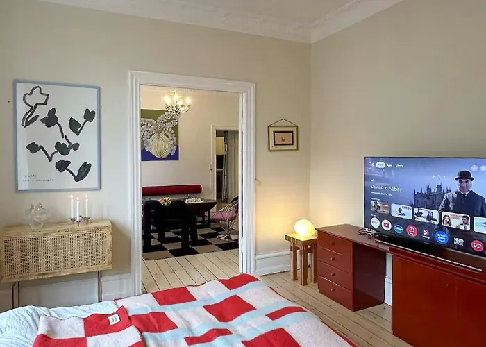 Design Flat With Stucco In Norrebro Copenhagen